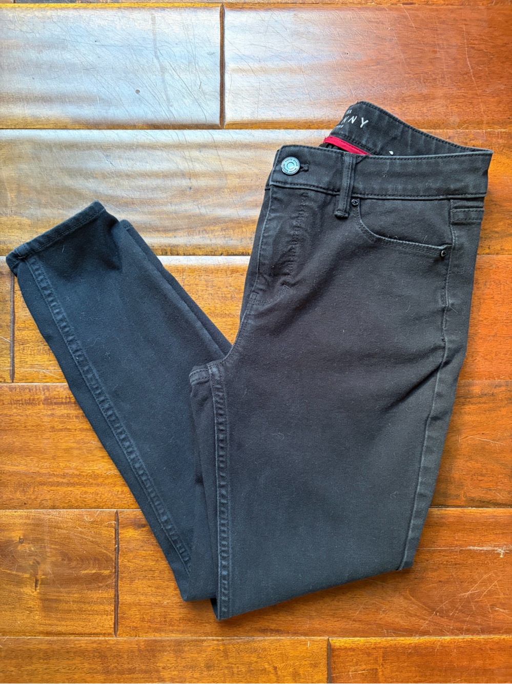 White House Black Market Women's Skinny Jeans - Black